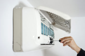 Three signs your air conditioning needs repairing